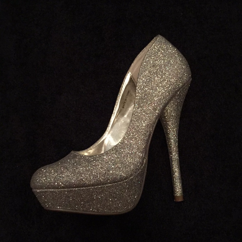 Forever 21 Glitter heels